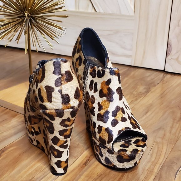 Steve Madden Shoes - Steve Madden Leopard Wedge Bootie